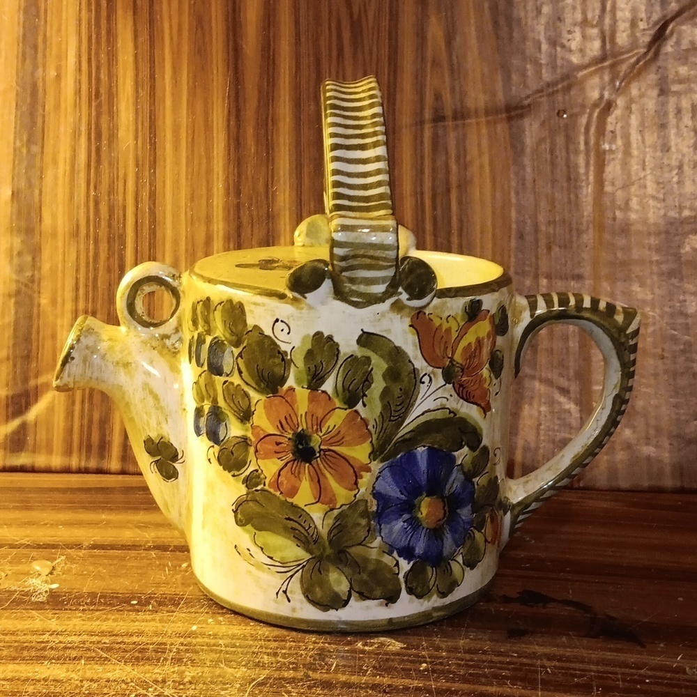 Italian made teapot planter